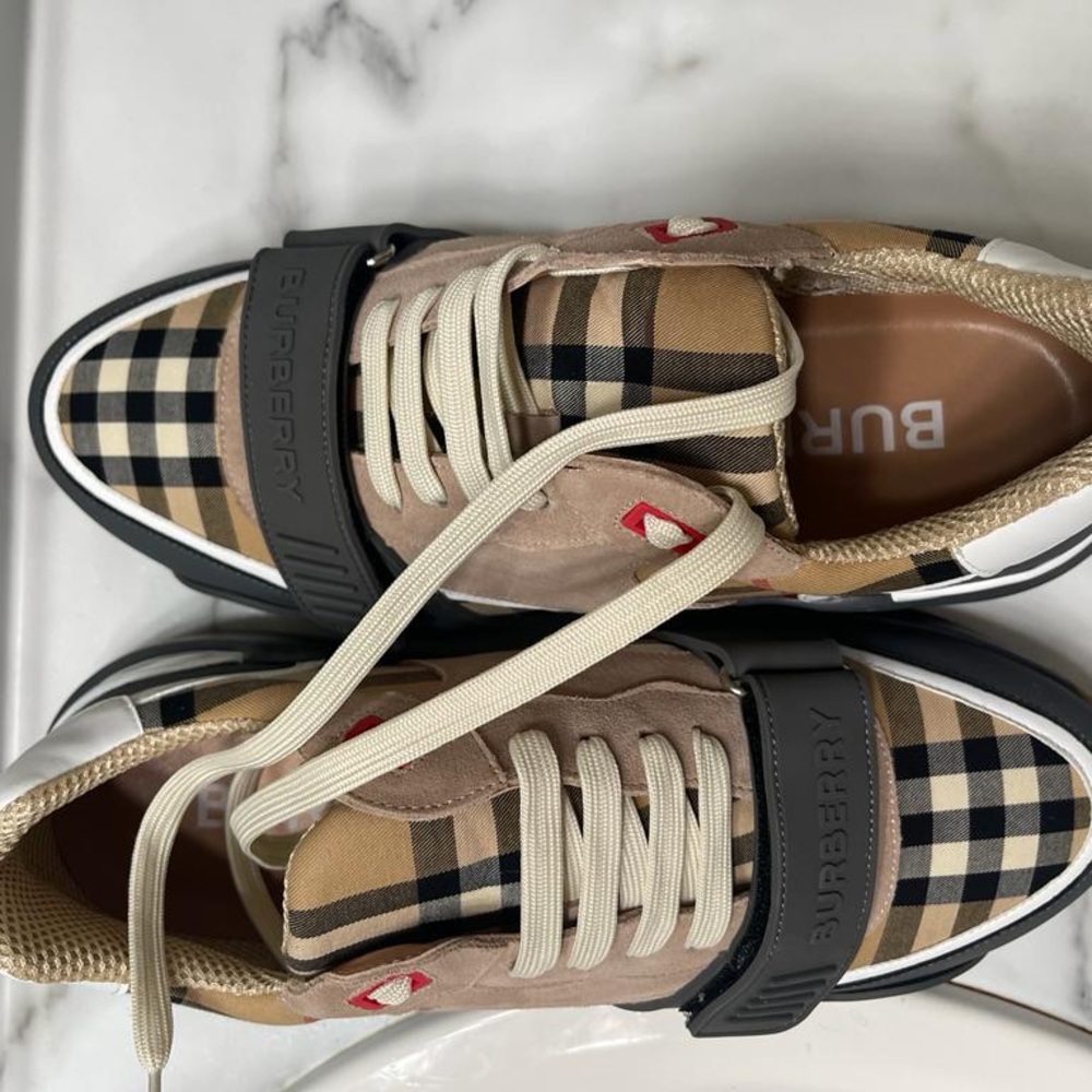 Burberry Sneakers